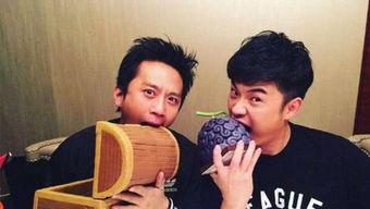 盘腿吃瓜谈电影