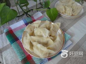 吃角瓜下饺子,传统美食的创意融合